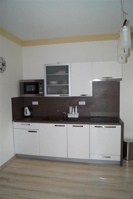 Apartman U Stadionu Броумов Екстериор снимка