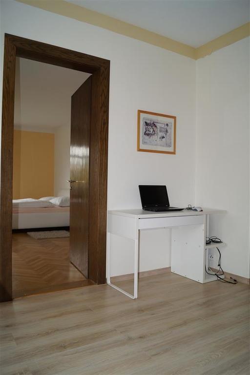 Apartman U Stadionu Броумов Екстериор снимка